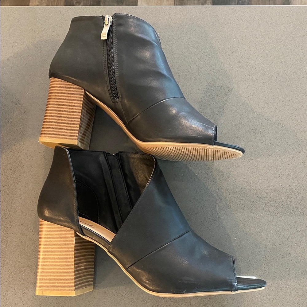 Qupid Black Peep Toe Ankle Boots with faux Wooden Heel